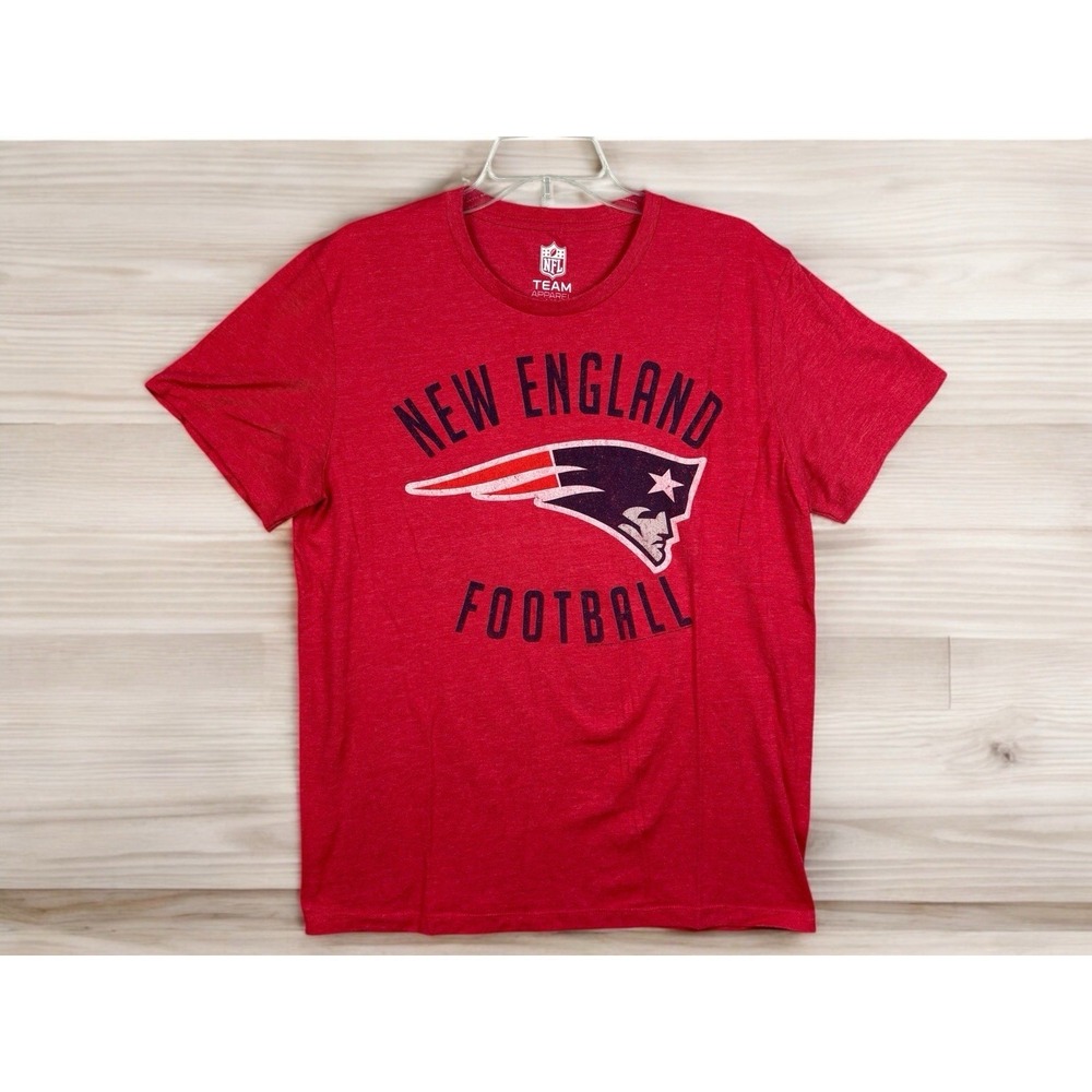 New England Patriots Size Large T-shirt NFL Team Apparel Red
